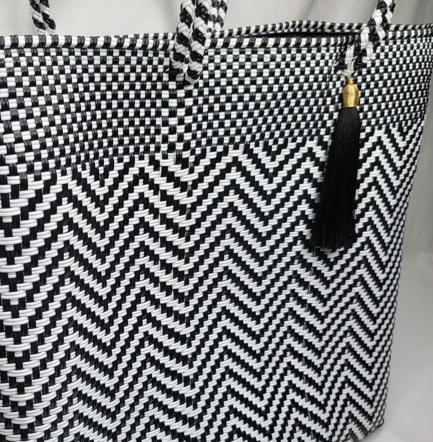 Lola Large Bag - Black & White Chevron