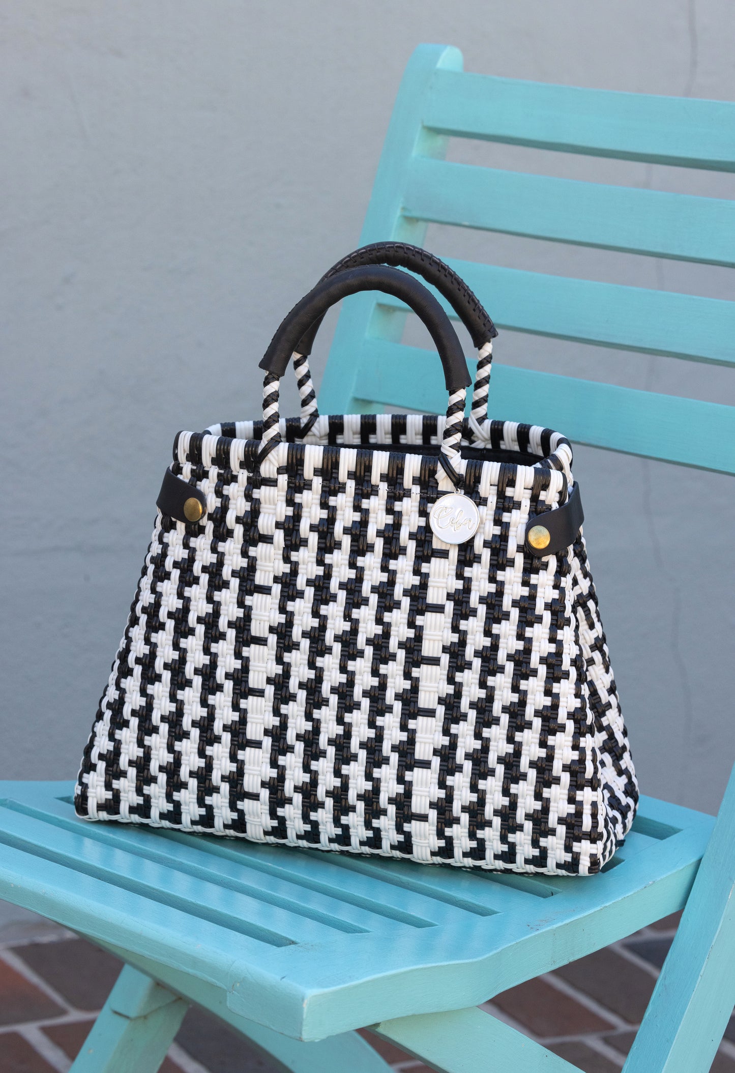 Lola Bucket Bag - Black & White